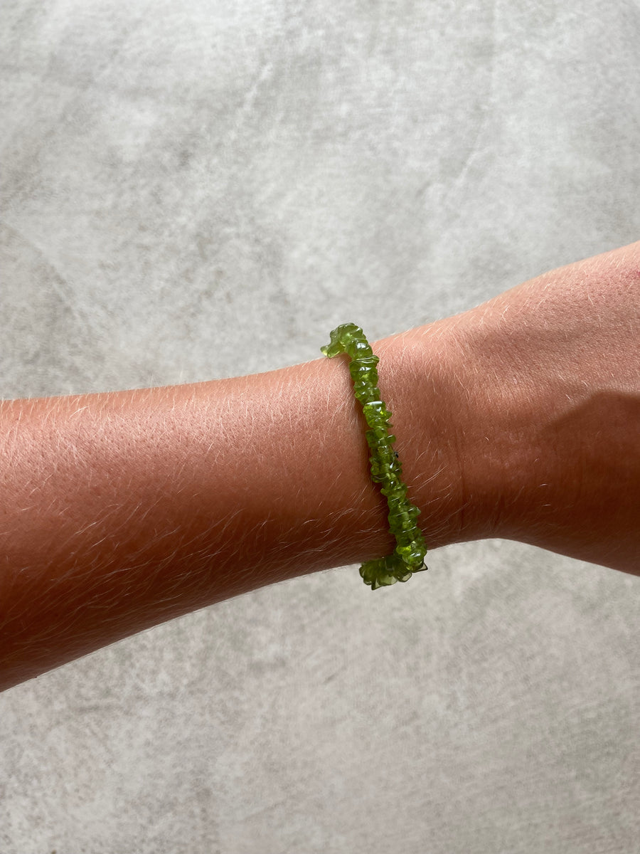 BRACELET FRAGMENTS PÉRIDOT : PROSPÉRITÉ