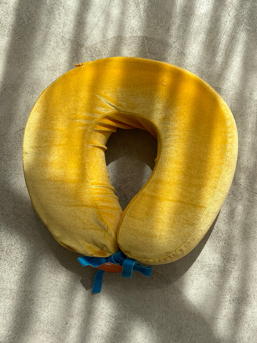 COUSSIN DE VOYAGE : PINK OR YELLOW MOOD ?