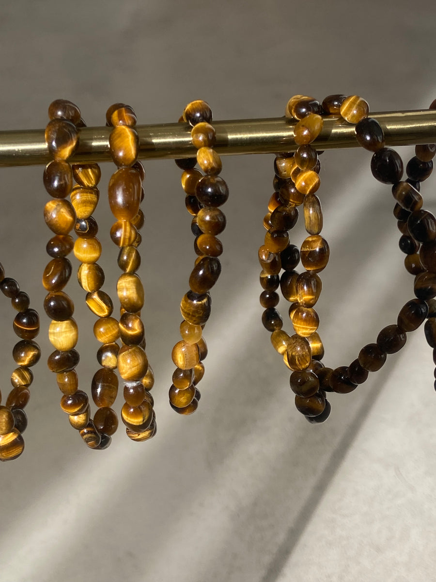 bracelet de pierres d'oeil de tigre roulées