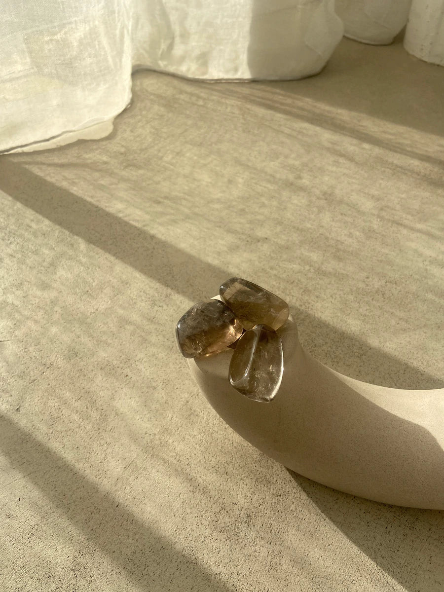 cristal de roche fumé intuition sisters astrologie wellness karma spirituality spiritualité astrology lifestyle crystals energy énergie